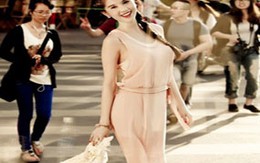 Ngọc Trinh, Trang Nhung 'nghiện' gam hồng