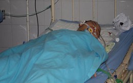 Nữ sinh xinh đẹp mê man trước giờ khai giảng