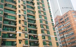 Bé trai 12 tuổi nhảy lầu vì bị cô giáo mắng