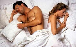Chồng "dỗi" vì không được mặc đồ phụ nữ khi "ân ái"
