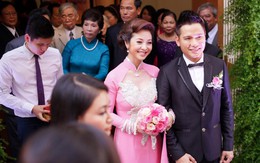Điểm trừ phục trang cưới của Jennifer