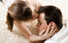 Cưới 8 năm không ngoại tình, liệu có... bất thường? 