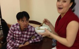 Xuân Bắc "lườm" Vân Dung