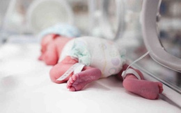 Cứu sống trẻ sinh non bằng kỹ thuật thở máy không xâm nhập