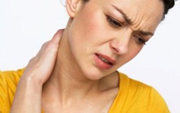 Cách trị đau mỏi vai gáy