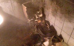 "Thủ tiêu" con gián, người phụ nữ đốt cháy cả toilet