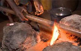 Sốc với những hủ tục rùng rợn, ám ảnh trinh nữ suốt đời