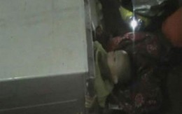 Cậu bé 3 tuổi bị mắc kẹt trong máy giặt
