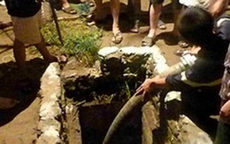 Bé trai 18 tháng tuổi sống sót thần kỳ sau khi rơi xuống hố sâu 6 mét