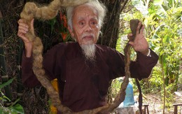 Lạ kỳ “dị nhân” miền Tây suốt 70 năm không dám cắt tóc, gội đầu vì sợ ốm