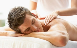 Muôn kiểu nhiễm bệnh “khó đỡ” của quý ông mê massage “từ A đến Z”
