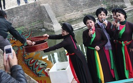 Hội Lim: Cấm ngả nón lại "bưng khay" xin tiền