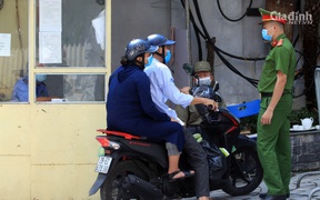 Hà Nội phong tỏa khẩn cấp nơi ở của nữ nhân viên quán bar Sunny dương tính với SARS-CoV-2