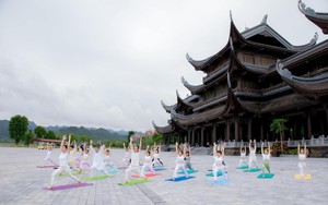 Lễ hội Yoga trị liệu lần đầu tiên được tổ chức tại Việt Nam
