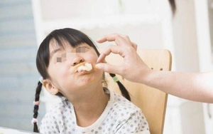 Trẻ dưới 4 tuổi uống loại nước này thường xuyên dễ dậy thì sớm thế nhưng tủ lạnh nhà nào cũng có
