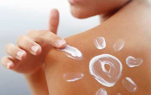 6 vấn đề của làn da khi nắng nóng và mẹo để phục hồi