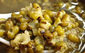Thải độc cơ thể, ngủ ngon khi thêm 1 nguyên liệu vào món chè đậu xanh