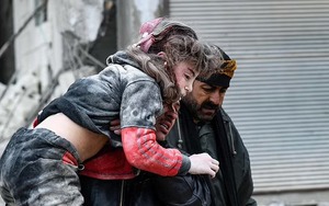 Thông tin gây ám ảnh về trận động đất làm hơn 3.800 người chết ở Thổ Nhĩ Kỳ: Khắp nơi là tiếng kêu cứu, nhói lòng trẻ nhỏ nơi hiện trường tang thương