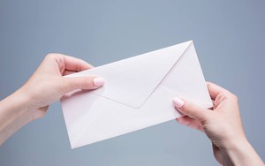 Bức thư cuối cùng của vợ cho phép chồng đi tìm hạnh phúc mới sau khi mình qua đời