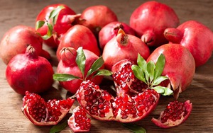 6 loại quả màu đỏ giúp giảm mỡ bụng