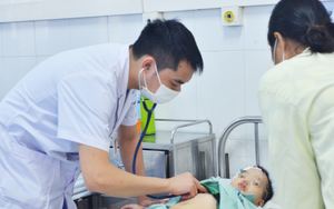 Bé trai 3 tuổi suýt chết chỉ sau vài ngày tiêu chảy