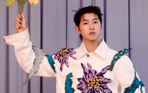 Hình ảnh mới của Song Joong Ki vấp phải phản ứng trái chiều