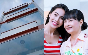 Đời tư kín tiếng về người phụ nữ cứ 1-2 ngày 'bắt' Thủy Tiên gửi tiền, được con gái xây nhà sang từ chục năm trước để báo hiếu
