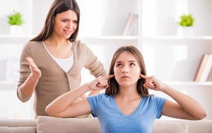 8 câu cha mẹ khôn ngoan không bao giờ nói với trẻ vị thành niên