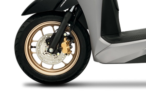 Trải nghiệm xe ga Honda Lead 2026 giá 40,29 triệu đồng ở Việt Nam đẹp long lanh, cốp rộng, phanh ABS, trang bị chẳng kém SH