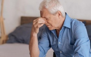 Sợ cô độc lúc tuổi già, ông lão cho con nuôi vay 1,8 tỉ đồng rồi nhận lại sự im lặng