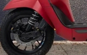 Xe máy điện giá 20 triệu đồng đẹp cổ điển lấn át SH Mode, trang bị hiện đại, rẻ hơn hẳn Vision, chỉ ngang xe số Wave Alpha