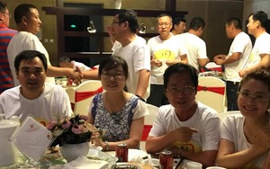 Buổi họp lớp 30 năm khiến tôi nhận ra sự thật trần trụi về tiền bạc và hôn nhân