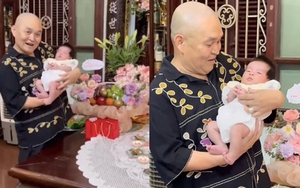 Vợ chồng danh hài Xuân Hinh làm lễ đầy tháng ấm cúng cho cháu gái