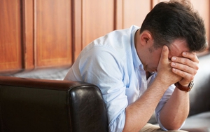 Nghỉ hưu sớm, tiền nhiều, sau 2 năm, cựu trưởng phòng chỉ mong được đi làm lại