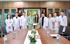 Phần quà tiếp sức đến người cha nghèo mắc bệnh ung thư hiếm