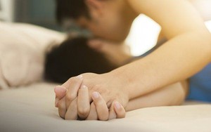 Những tư thế quan hệ dễ gây tai nạn phòng the ở nữ giới, cảnh báo dấu hiệu không nên bỏ qua
