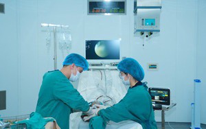 Người đàn ông nhập viện sau khi tiêm khớp tại phòng khám tư