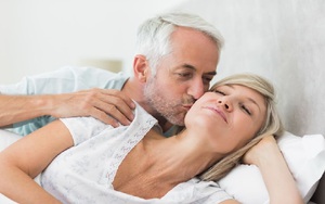 Chuyện 'hồi xuân' ở nam giới tuổi trung niên