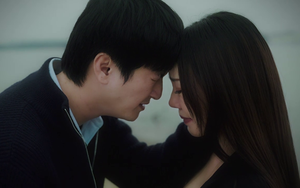 Thiếu gia bật khóc khi bạn gái nghèo nói lời chia tay