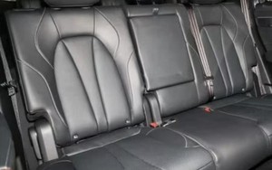 SUV 7 chỗ giá chỉ 790 triệu đồng xịn ngang Ford Everest, thiết kế hiện đại, không gian rộng, khách gia đình Việt nhìn sẽ thích