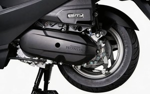 Xe ga huyền thoại Honda SCR 125cc giá 23 triệu đồng trang bị hiện đại, đi 100km hết chưa tới 2 lít xăng rẻ chỉ như Wave Alpha quay trở lại