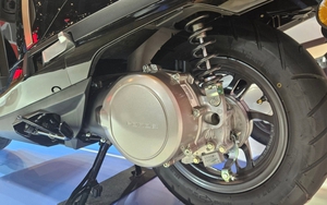 Xe máy điện giảm giá mạnh chỉ từ 15,5 triệu đồng, giá xe máy Honda, Yamaha rẻ chưa từng có, cơ hội cực hiếm cho khách mua