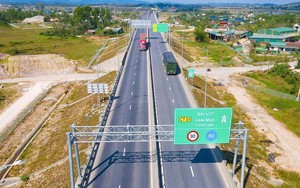 Cao tốc Bắc - Nam đoạn qua Hà Tĩnh thu phí từ hôm nay