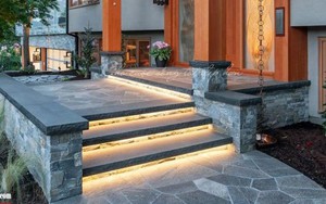 Phong thủy bậc tam cấp: Bí quyết thiết kế giúp gia chủ rước tài đón lộc