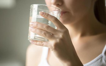 Những dấu hiệu cho thấy cơ thể bạn đang thiếu nước