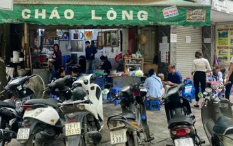 Những quán lòng lợn ngon nức tiếng quận Hoàn Kiếm - phố cổ Hà Nội