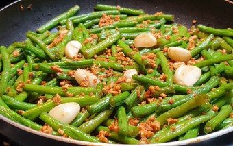 Gợi ý 16 món ngon từ đậu đũa, hỗ trợ bảo vệ tim mạch