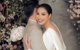 Qua một bức ảnh trang trí Noel, Phạm Hương để lộ cuộc sống ở Mỹ giữa nghi vấn rạn nứt với chồng đại gia