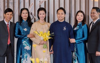 Bố mẹ chồng Á hậu Hương Ly gây chú ý trong lễ gia tiên tại Hà Nội