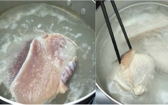 7 mẹo luộc thịt trắng đẹp, không bị khô hay bở